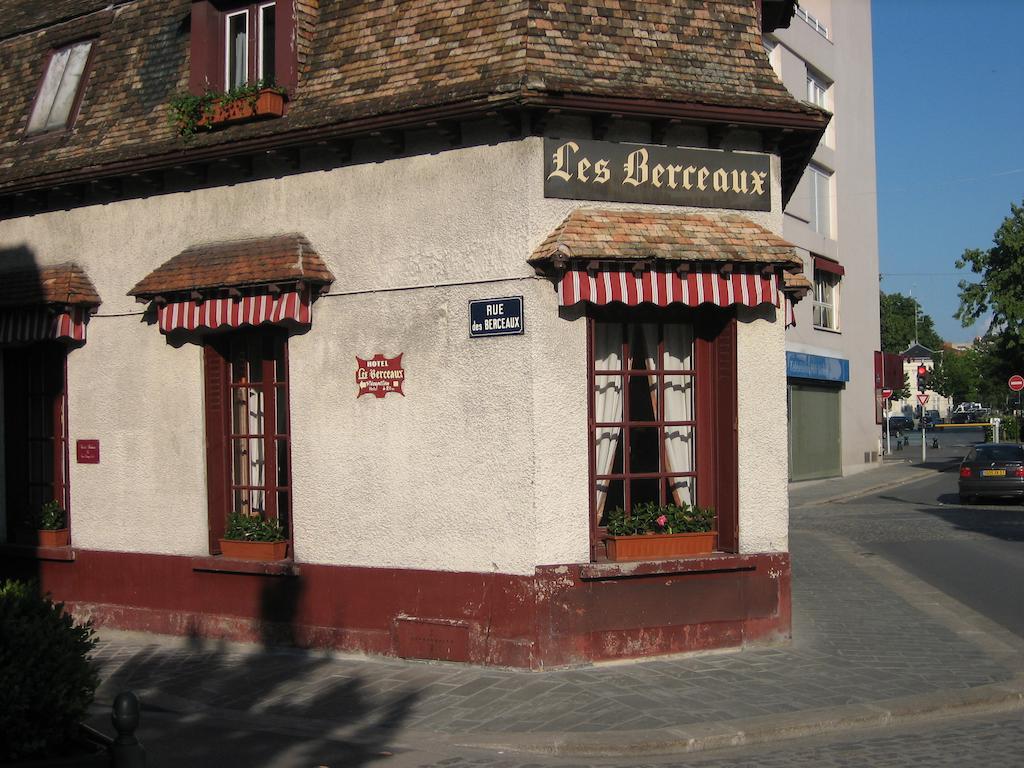 Les Berceaux Hotel Epernay Exterior photo