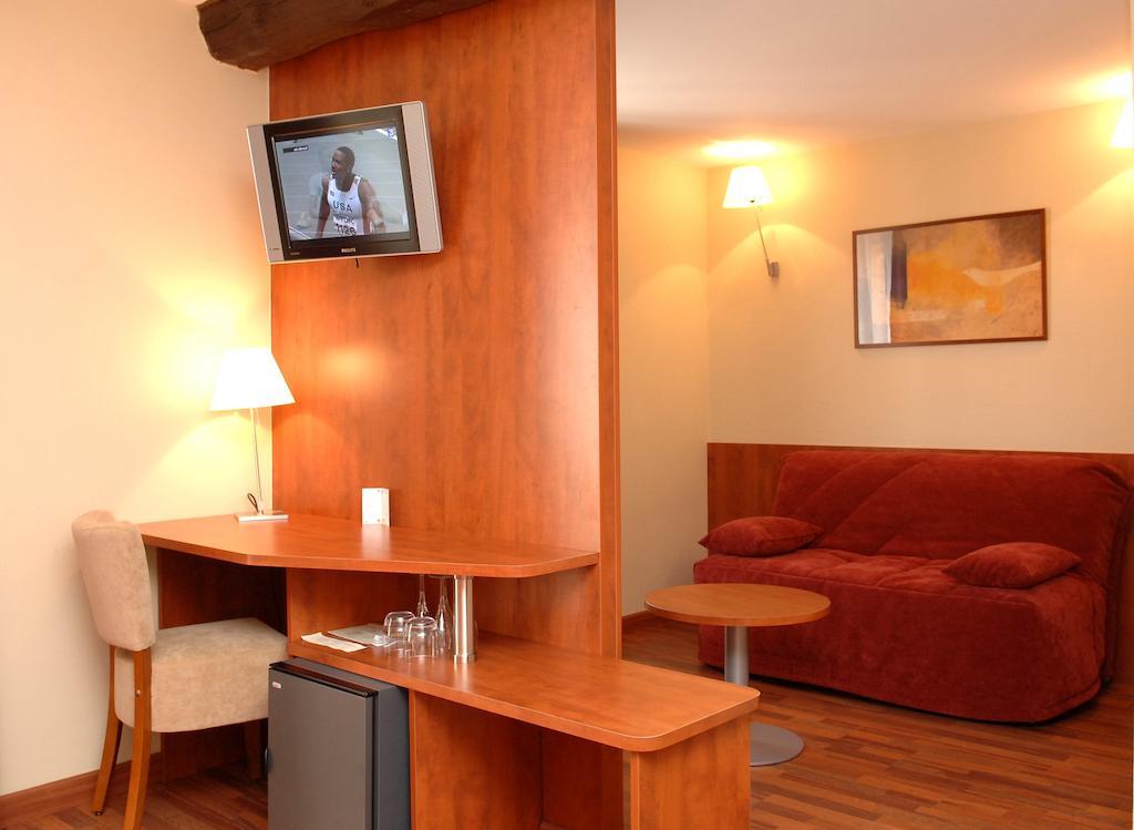 Les Berceaux Hotel Epernay Room photo